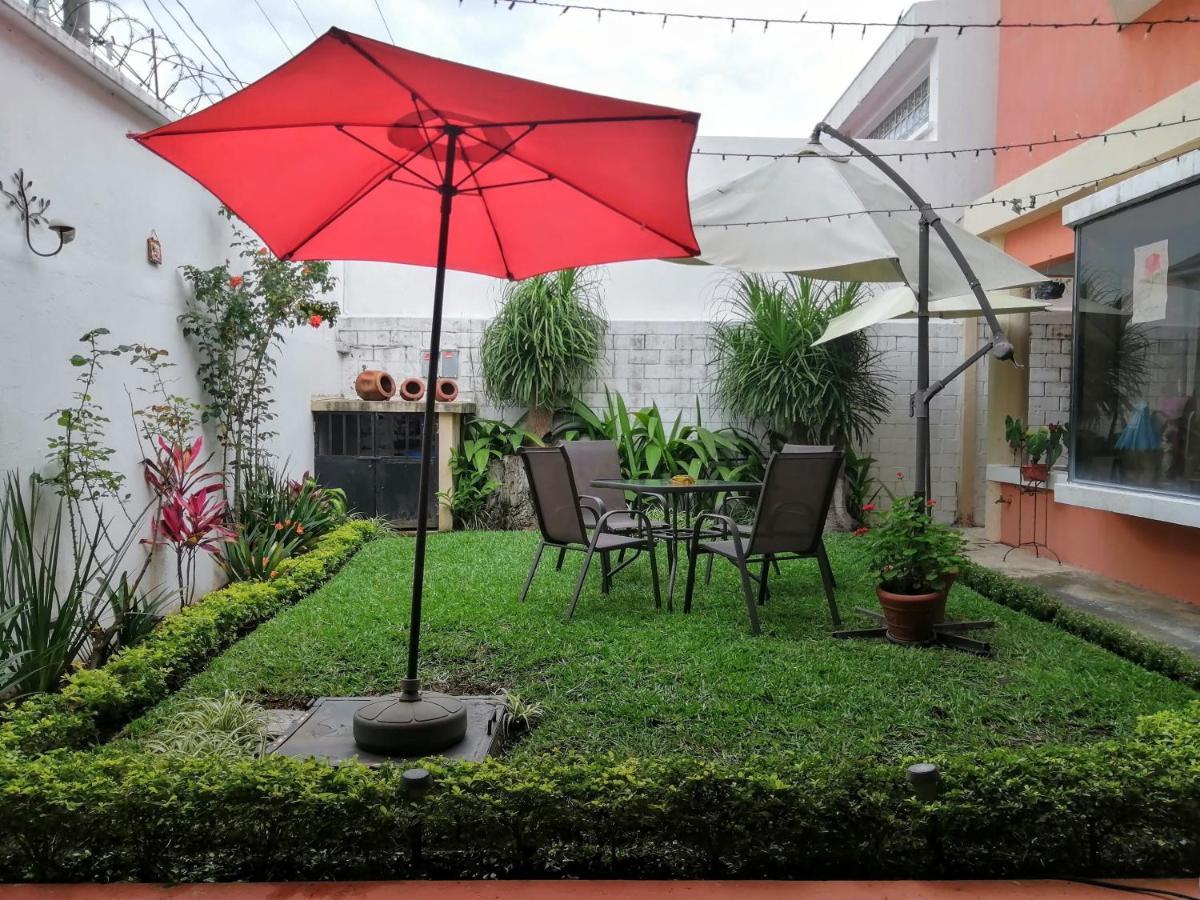 Novohostal B&B Guatemala City Exterior photo